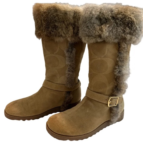 COACH Deeann Signature Boots Camel Tan Suede Buckle Rabbit Fur Trim Size 7B - Picture 3 of 13